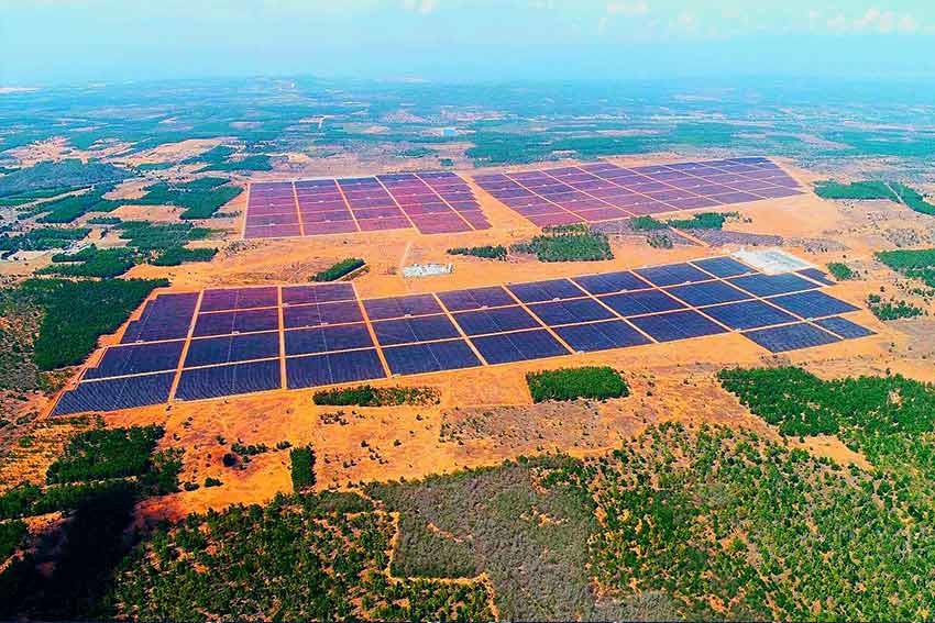 ultimo caso aziendale circa Progetto frantumato 350MW della generazione di energia solare situato in Hong Phong del Vietnam