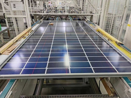 Un buon prezzo. Cornice in acciaio del pannello solare personalizzato con acciaio resistente per la compatibilità universale in linea