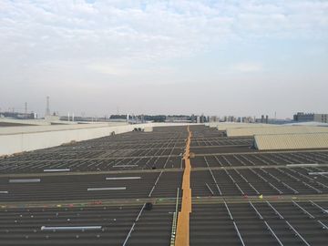 Un buon prezzo. Acciaio inossidabile incorniciato sostegni dello strato del ferro dei sistemi del montaggio del tetto del pannello solare di PV del metallo in linea