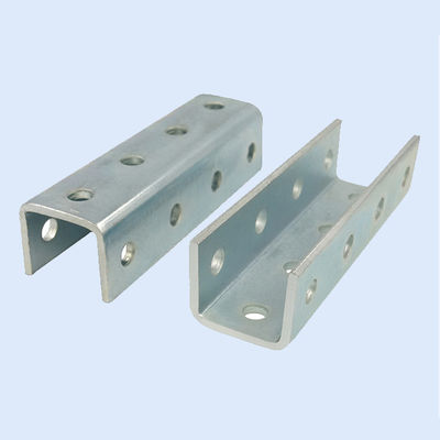 Un buon prezzo. Sezioni di Manica galvanizzate pannello solare, fasci laminati a caldo dell'acciaio per costruzioni edili di C U in linea