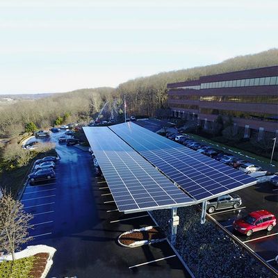 Un buon prezzo. Parcheggio solare fotovoltaico dell'automobile del Carport 20M Max Building Height Framed Module di alta qualità che monta i sistemi in linea