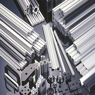 Un buon prezzo. argento espulso ferrovia scanalato di alluminio della struttura di montaggio del tetto 10-12um che anodizza le staffe di supporto solari 6005-T5 in linea