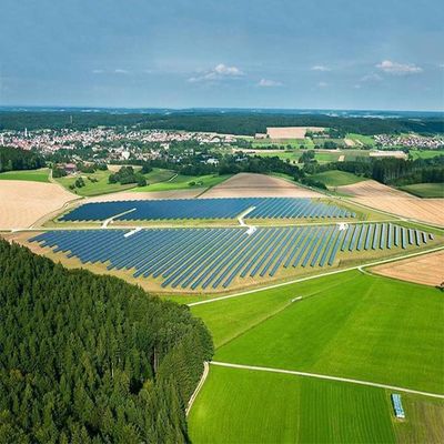 Un buon prezzo. 0-60 Degree Framed Or Frameless Ground Mounted PV Systems in linea