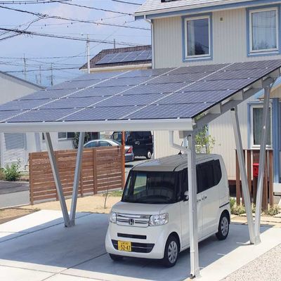 Un buon prezzo. 20 30KW hanno galvanizzato i supporti di attacco d'acciaio del Carport di PV in linea
