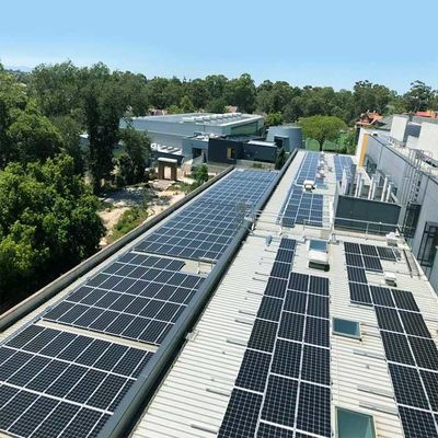 Un buon prezzo. 130mph ha galvanizzato le strutture di montaggio di PV per i sistemi solari del tetto in linea