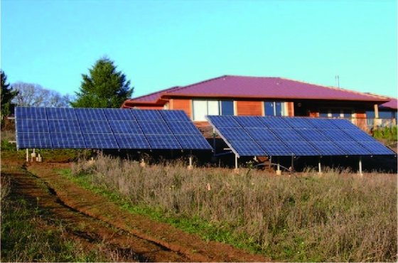 Un buon prezzo. La struttura di montaggio del modulo di PV di energia solare inquadra Kit Hot Dip Galvanizing in linea