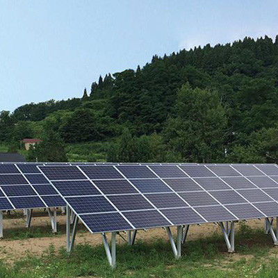 Sosta di montaggio solare in rete e fuori rete Sistema solare Sosta solare fotovoltaica a terra